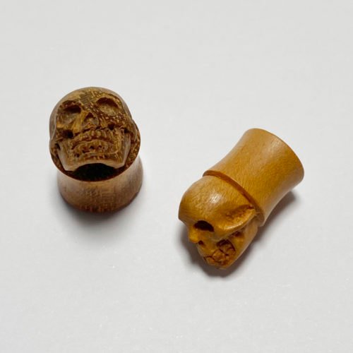 Plug madera calavera