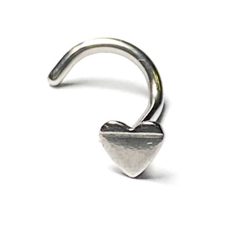 Nostril con un corazón