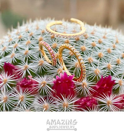 Aro con baño de oro 24 Kt. y Zirconias de Swarovski®. De Amazing Body Jewelry en ZUK Luxury Piercing