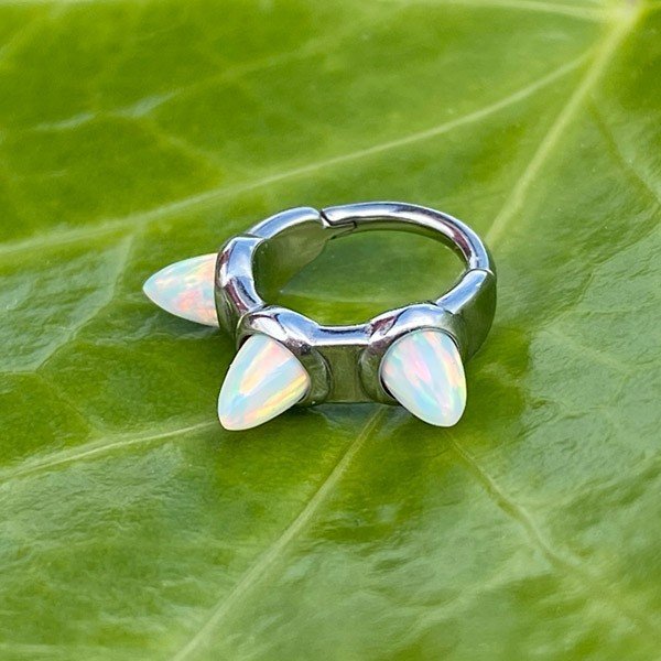 Aro de acero y ópalos - Imagen 2