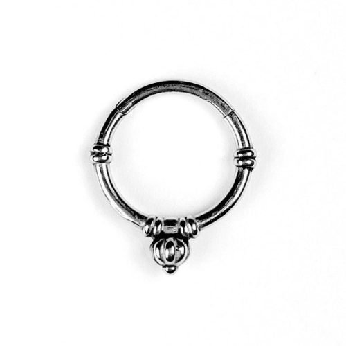 Clicker étnico de acero con bisagra y filigranas