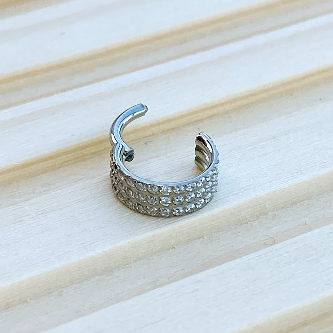 Piercing clicker de titanio con 3 hileras de zirconias - Imagen 2