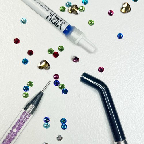 Gemas dentales Lleida. ZUK Tattoo